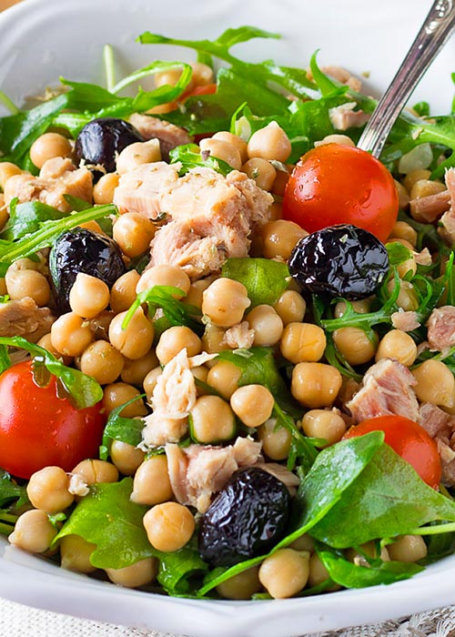 Insalata di ceci con tonno